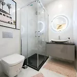 شقة A Casinha Avo Mariana 53 *